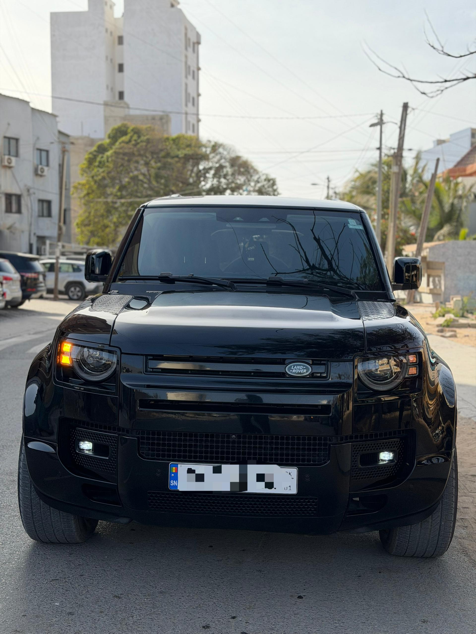 Land Rover Defender 2022