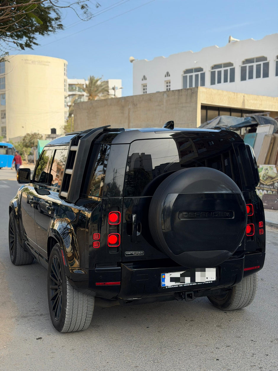 Land Rover Defender 2022
