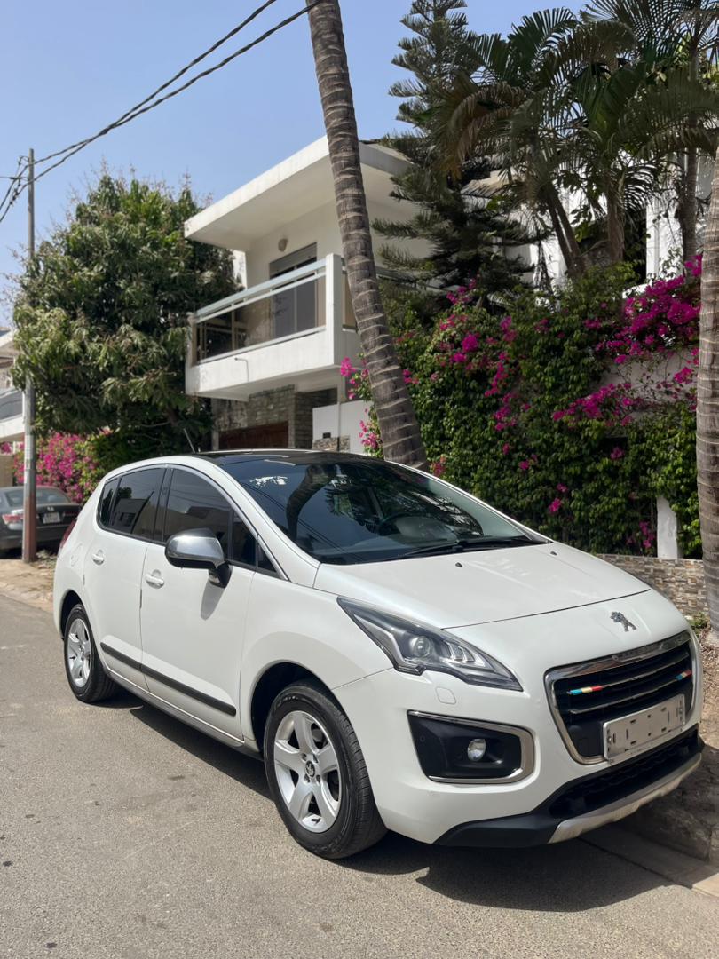 Peugeot 3008 BlueHDi 2016
