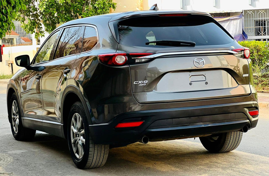 Mazda CX-9 AWD 2018 – SUV Familial Spacieux, Puissant et Élégant