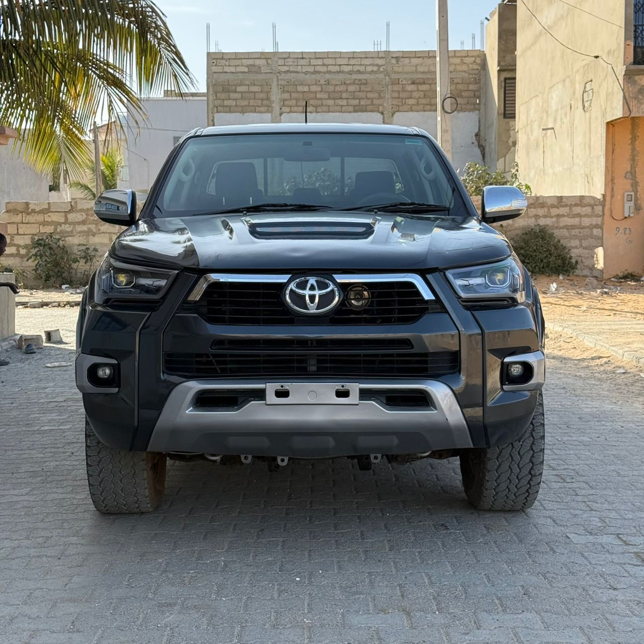 Toyota Hilux 2017 – Puissance, Confort et Fiabilité